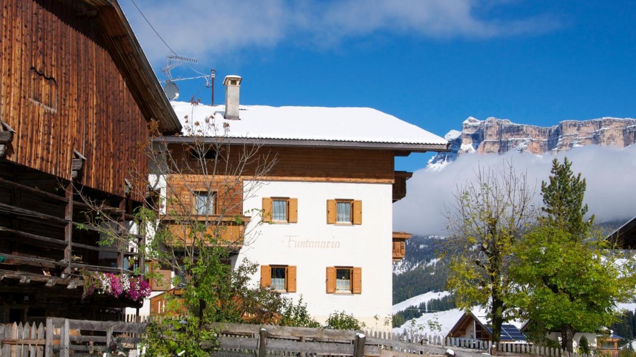 Chalet Funtanacia Ла Вилла Экстерьер фото